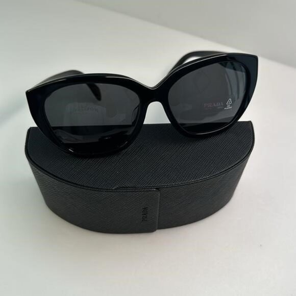 💯- New Authentic PRADA  Acetate Sunglasses SPR 16X-F Black - Picture 6 of 17